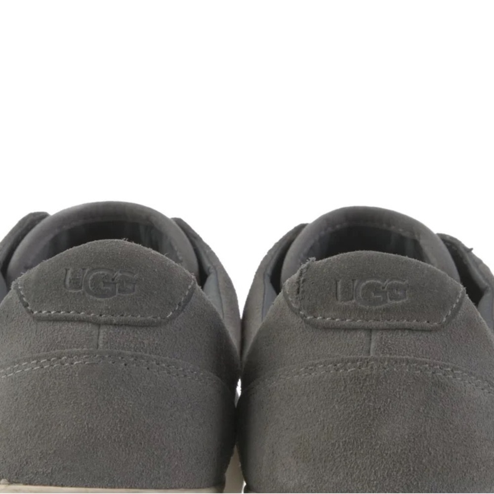 UGG Ladies Gray Suede Casual Sneakers UGG Women's Size: 9.5 40.5 Low Top - Picture 2 of 7